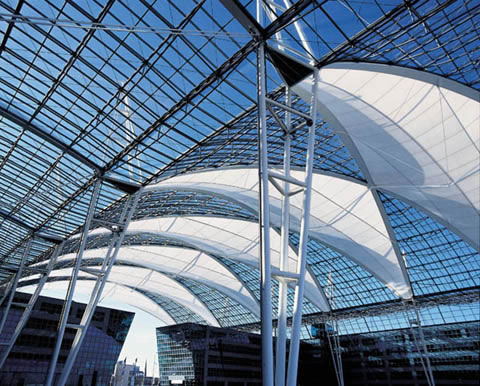 德国慕尼黑机场膜结构